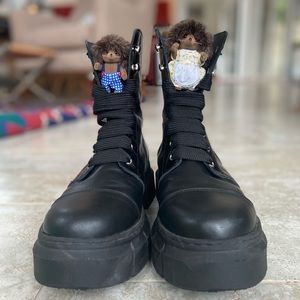 Alohas size 40 (US size 10) Can Can Black Croco combat boot